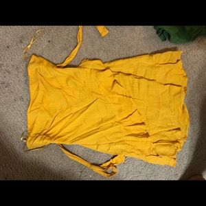 Yellow strapless dress